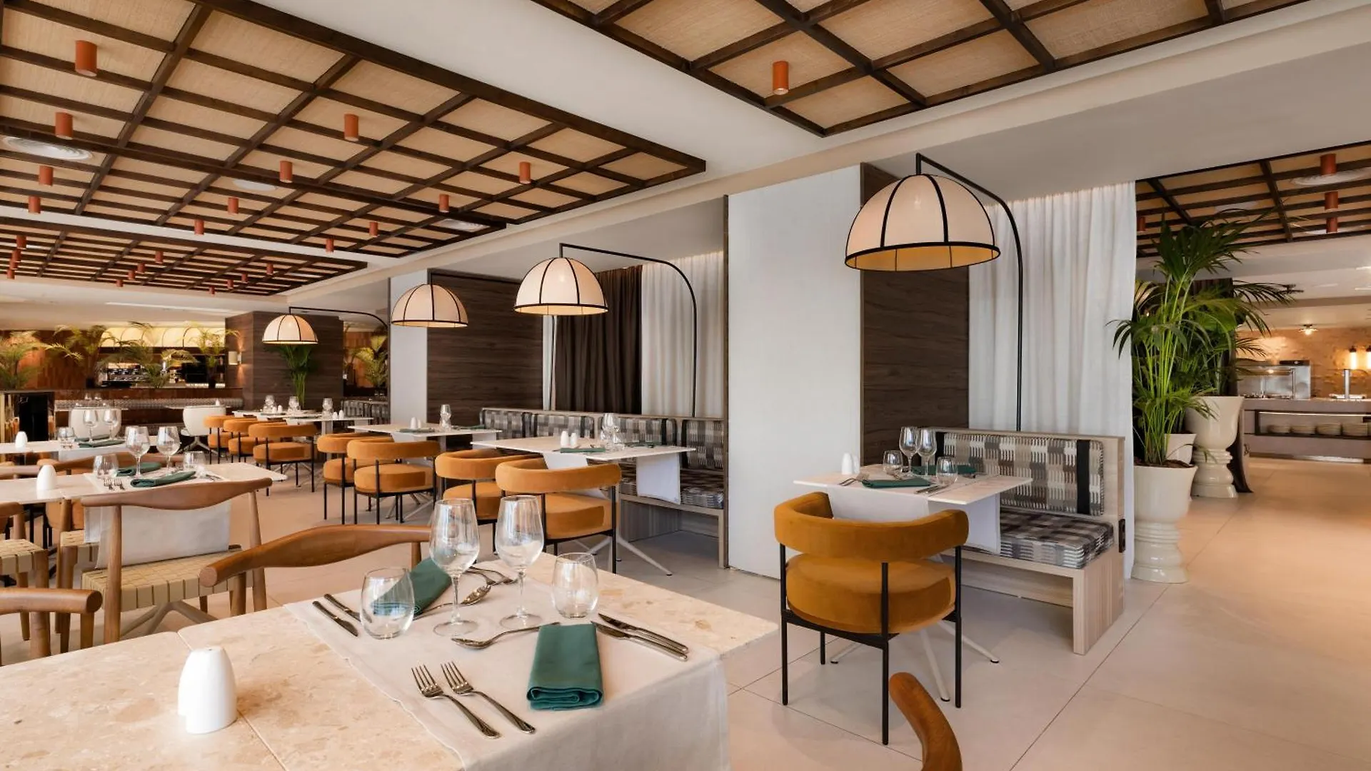 Hotel Aubamar Bali 플라야 데 팔마 4*,  스페인